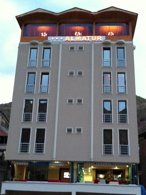 Hotel Almatur Yusufeli Extérieur photo
